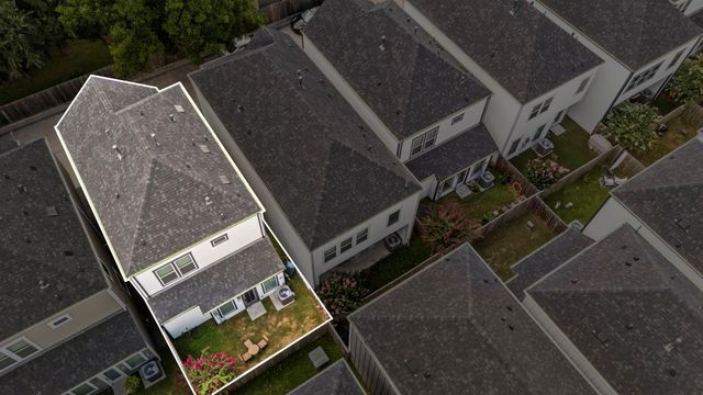 8422 Berry Green Lane, Houston, TX 77022