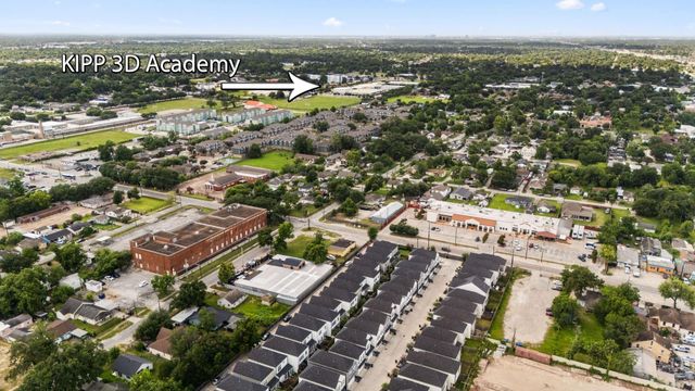 8422 Berry Green Lane, Houston, TX 77022