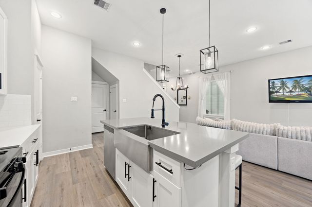 8422 Berry Green Lane, Houston, TX 77022