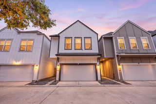 8422 Berry Green Lane, Houston, TX 77022