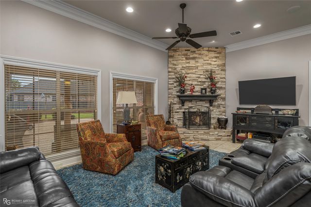 61 Turnbury Drive, Bossier City, LA 71111