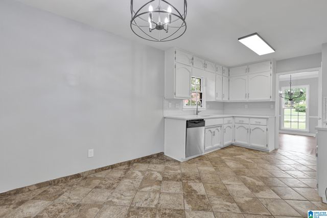 2416 NW 6TH PLACE, Center Point, AL 35215