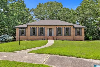 2416 NW 6TH PLACE, Center Point, AL 35215