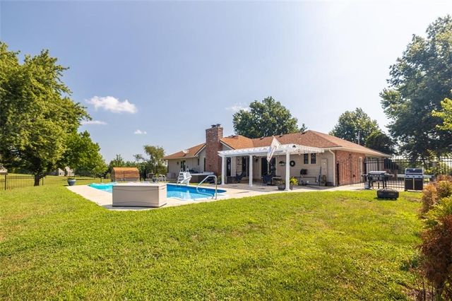 16814 NE 116TH Street, Liberty, MO 64068