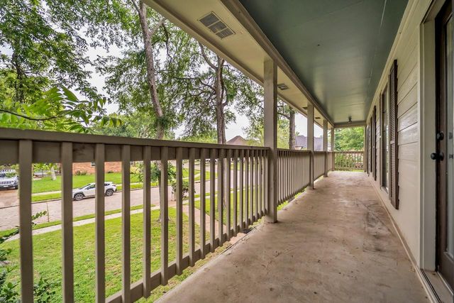 1910 Wildwood Lane, Richmond, TX 77406