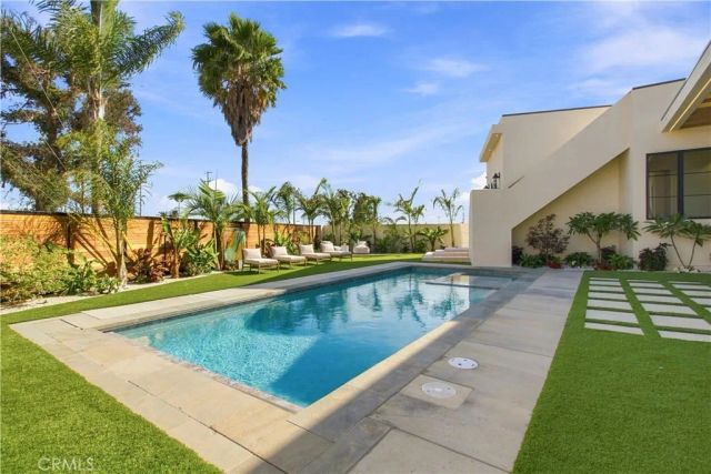 16966 Livorno Drive, Pacific Palisades, CA 90272