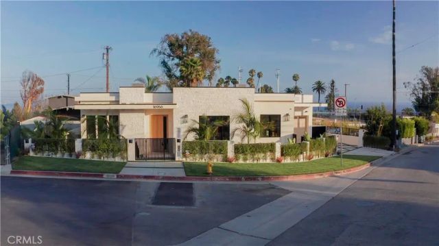 16966 Livorno Drive, Pacific Palisades, CA 90272