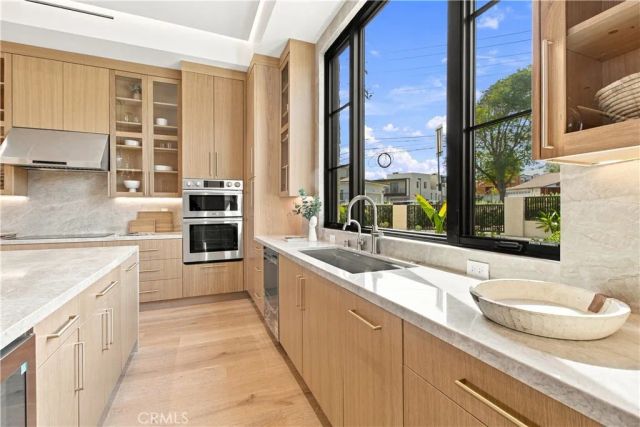 16966 Livorno Drive, Pacific Palisades, CA 90272