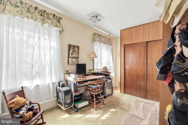 107 W 10TH AVE, Conshohocken, PA 19428