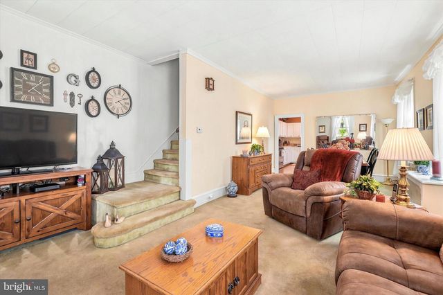 107 W 10TH AVE, Conshohocken, PA 19428