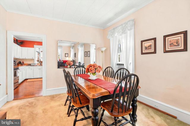107 W 10TH AVE, Conshohocken, PA 19428