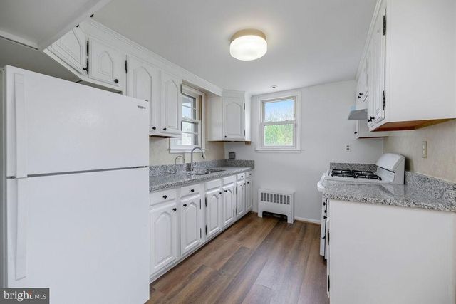 9415 CHATHAM ST, Manassas, VA 20110