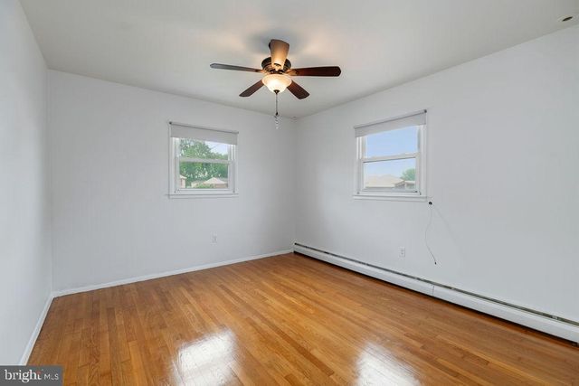 9415 CHATHAM ST, Manassas, VA 20110