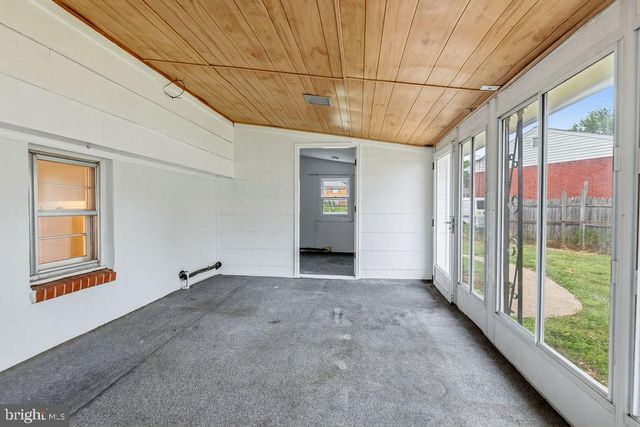 9415 CHATHAM ST, Manassas, VA 20110