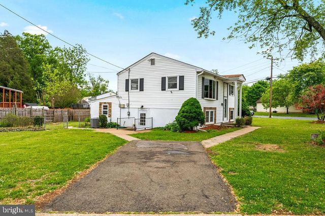 9415 CHATHAM ST, Manassas, VA 20110
