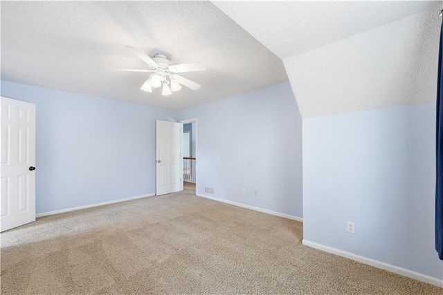 9000 N Oregon Avenue, Kansas City, MO 64154