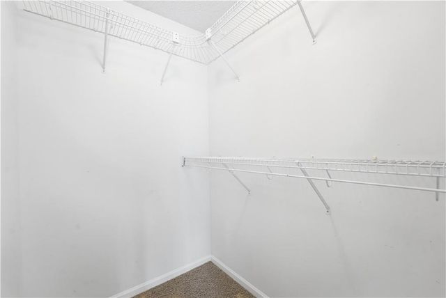 9000 N Oregon Avenue, Kansas City, MO 64154