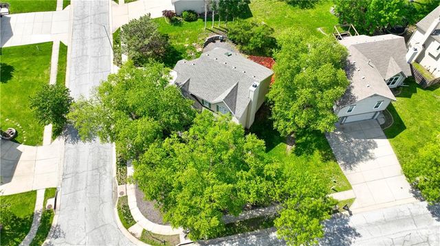 9000 N Oregon Avenue, Kansas City, MO 64154