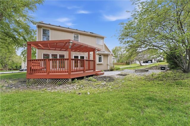 9000 N Oregon Avenue, Kansas City, MO 64154