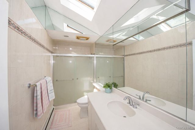 36 Middle Lane, Jericho, NY 11753