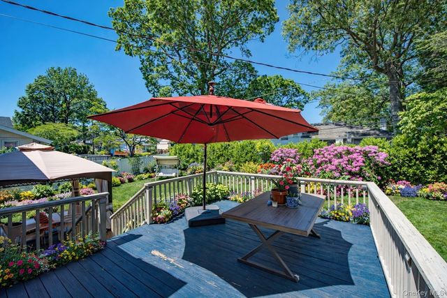 36 Middle Lane, Jericho, NY 11753