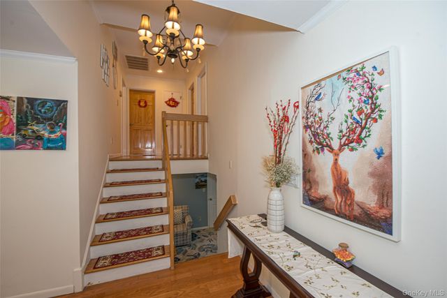 36 Middle Lane, Jericho, NY 11753