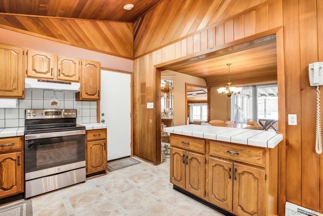 893 Connetquot Avenue, Islip Terrace, NY 11752