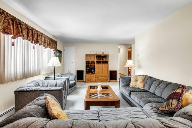 893 Connetquot Avenue, Islip Terrace, NY 11752