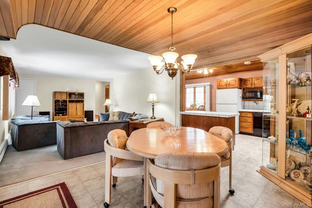 893 Connetquot Avenue, Islip Terrace, NY 11752