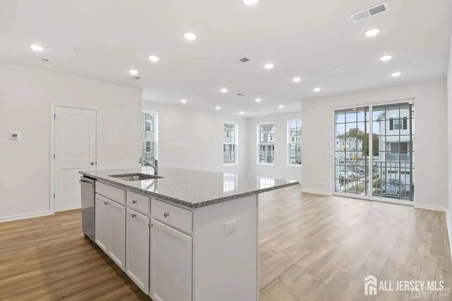 735 Station Road, Dunellen, NJ 08812