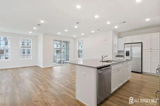 735 Station Road, Dunellen, NJ 08812