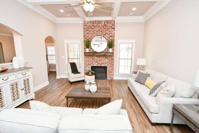 102 Black Birch Lane, Kathleen, GA 31047