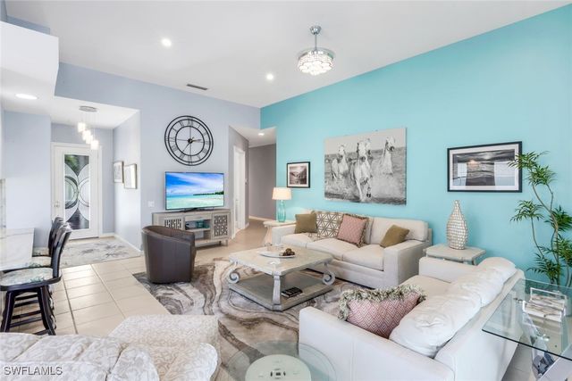 5343 Hawkesbury WAY, Naples, FL 34119