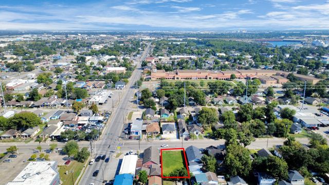 6908 Canal Street, Houston, TX 77011