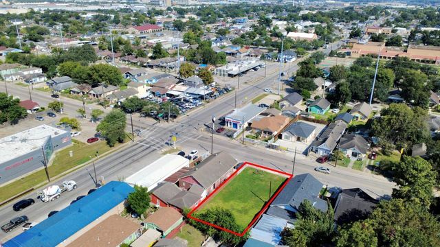 6908 Canal Street, Houston, TX 77011