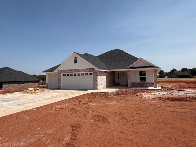 2217 Winter Ridge Road, Blanchard, OK 73010