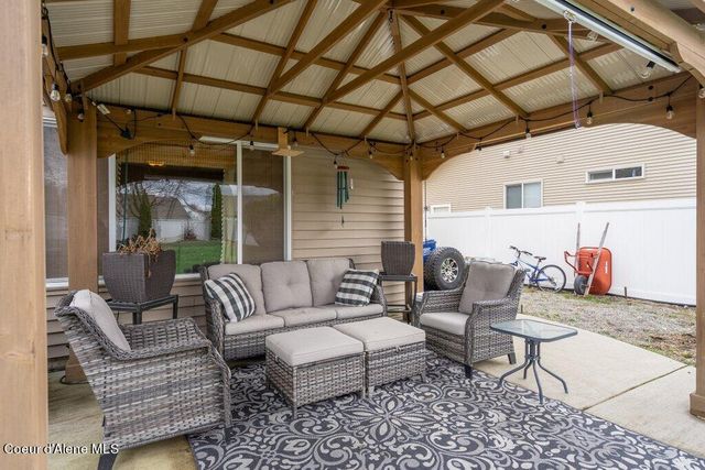 2689 W Loire DR, Coeur D'alene, ID 83815