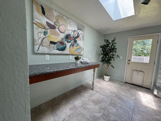 7801 Wonder St, Citrus Heights, CA 95610