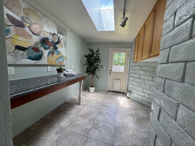 7801 Wonder St, Citrus Heights, CA 95610