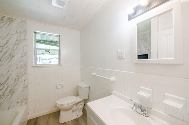 123 Adoue Street, Houma, LA 70360