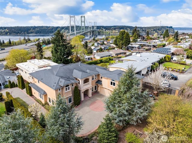 7613 N 10th Street, Tacoma, WA 98406