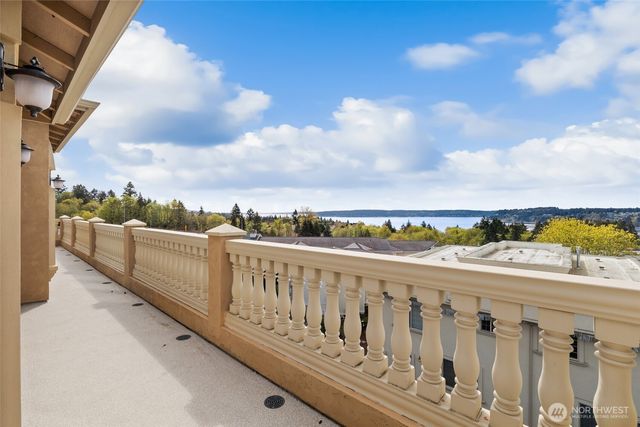 7613 N 10th Street, Tacoma, WA 98406