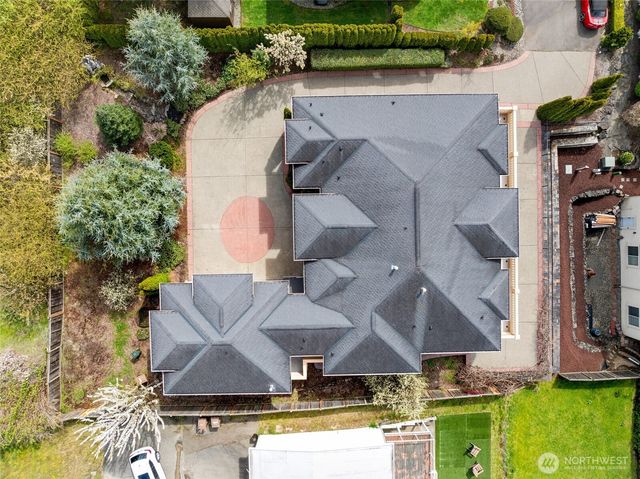 7613 N 10th Street, Tacoma, WA 98406