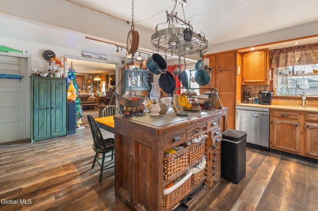 1826 Amsterdam Road, Ballston, NY 12020
