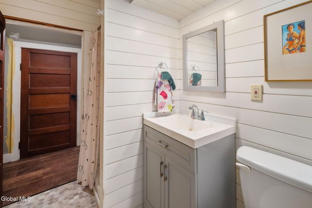 1826 Amsterdam Road, Ballston, NY 12020