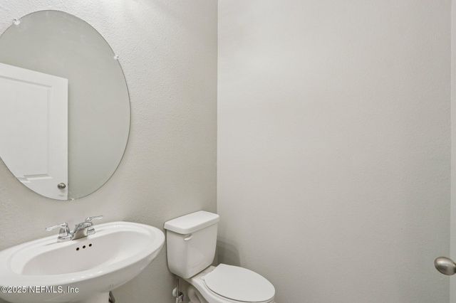 12517 CREEKSIDE MANOR Drive, Jacksonville, FL 32218