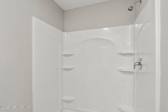 12517 CREEKSIDE MANOR Drive, Jacksonville, FL 32218