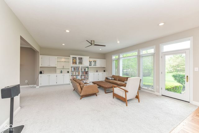 12496 Pembrooke Circle, Carmel, IN 46032