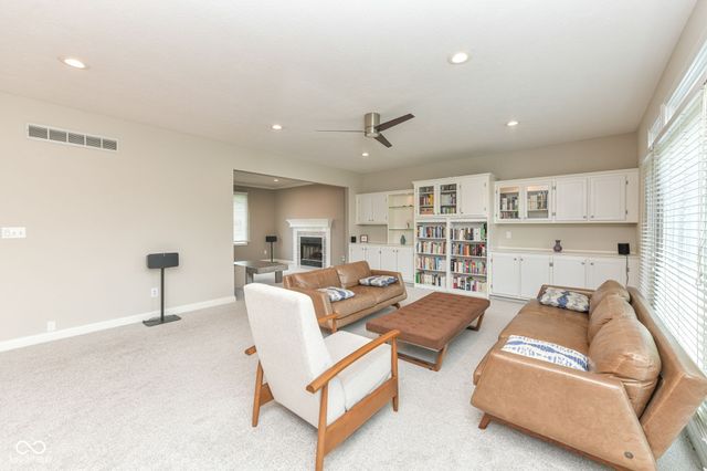 12496 Pembrooke Circle, Carmel, IN 46032