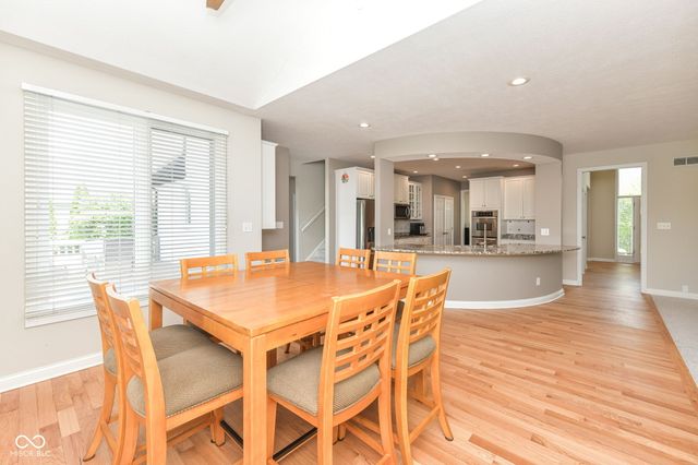 12496 Pembrooke Circle, Carmel, IN 46032
